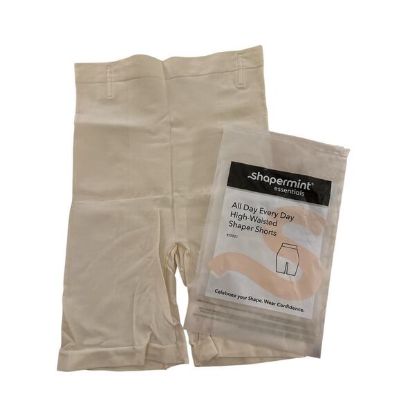 Shapermint Women's All Day Everyday High Waisted Shaper Short Size M/L Beige NWT - Picture 2 of 6